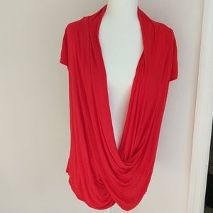 Free to live red nursing top large